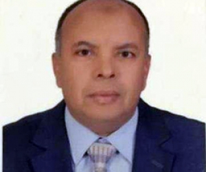 مصطفى راشد العبادي عميدا لتجارة بنها