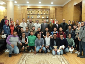 رئيس جامعة بنها: اتحادات الطلاب مدرسة حقيقية للقيادات والكوادر الشابة