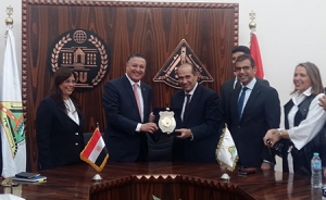 لمزيدا من المشاركة المجتمعية: بروتوكول تعاون بين جامعة بنها و«روتاري» مصر