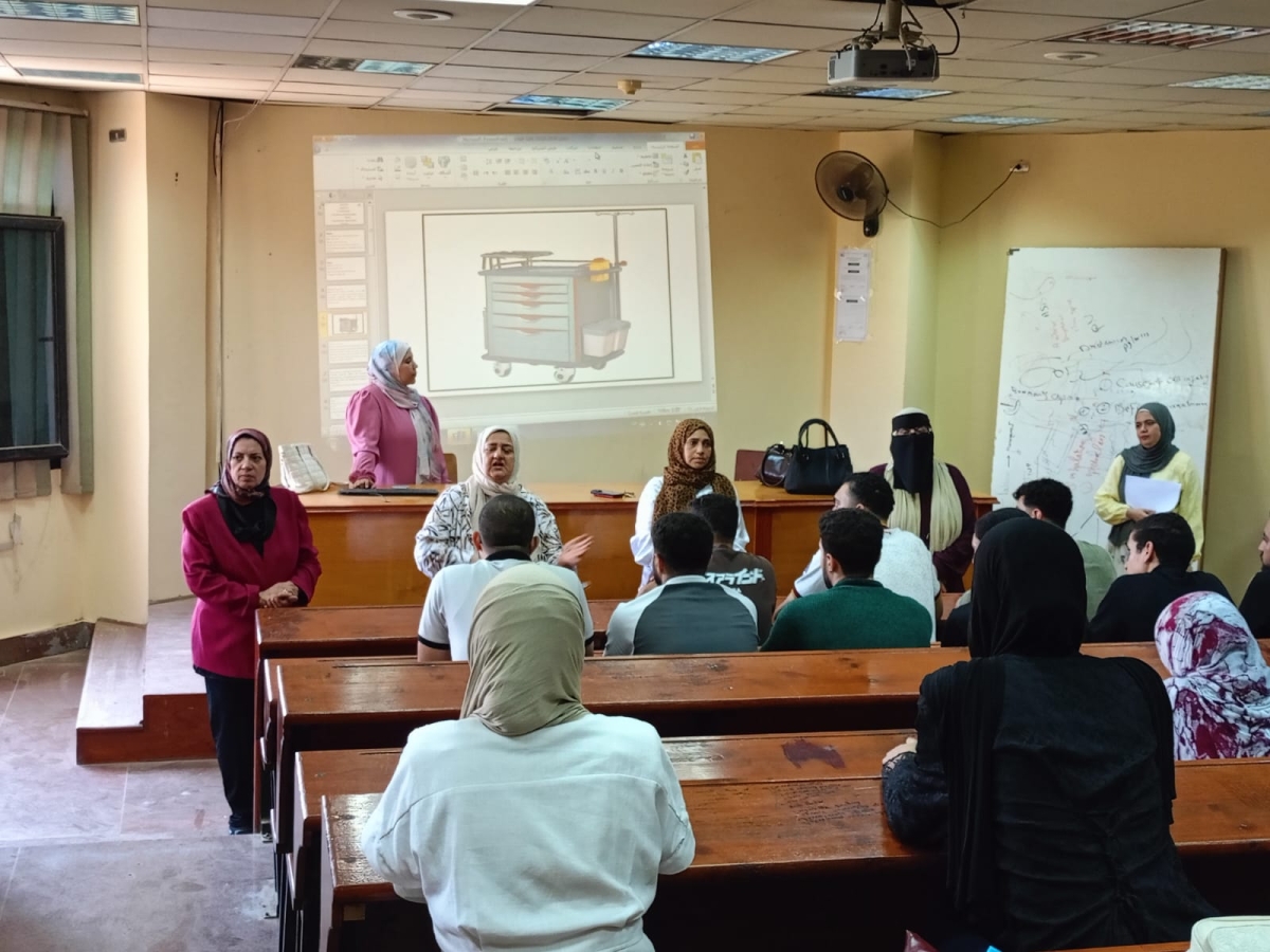 *إنطلاق فعاليات البرنامج التوجيهي لطلاب الامتياز للعام الجامعي ٢٠٢٦-٢٠٢٧م