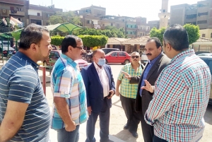 نائب رئيس جامعة بنها لشئون التعليم والطلاب يتفقد استعدادات كلية التجارة للعام الدراسي