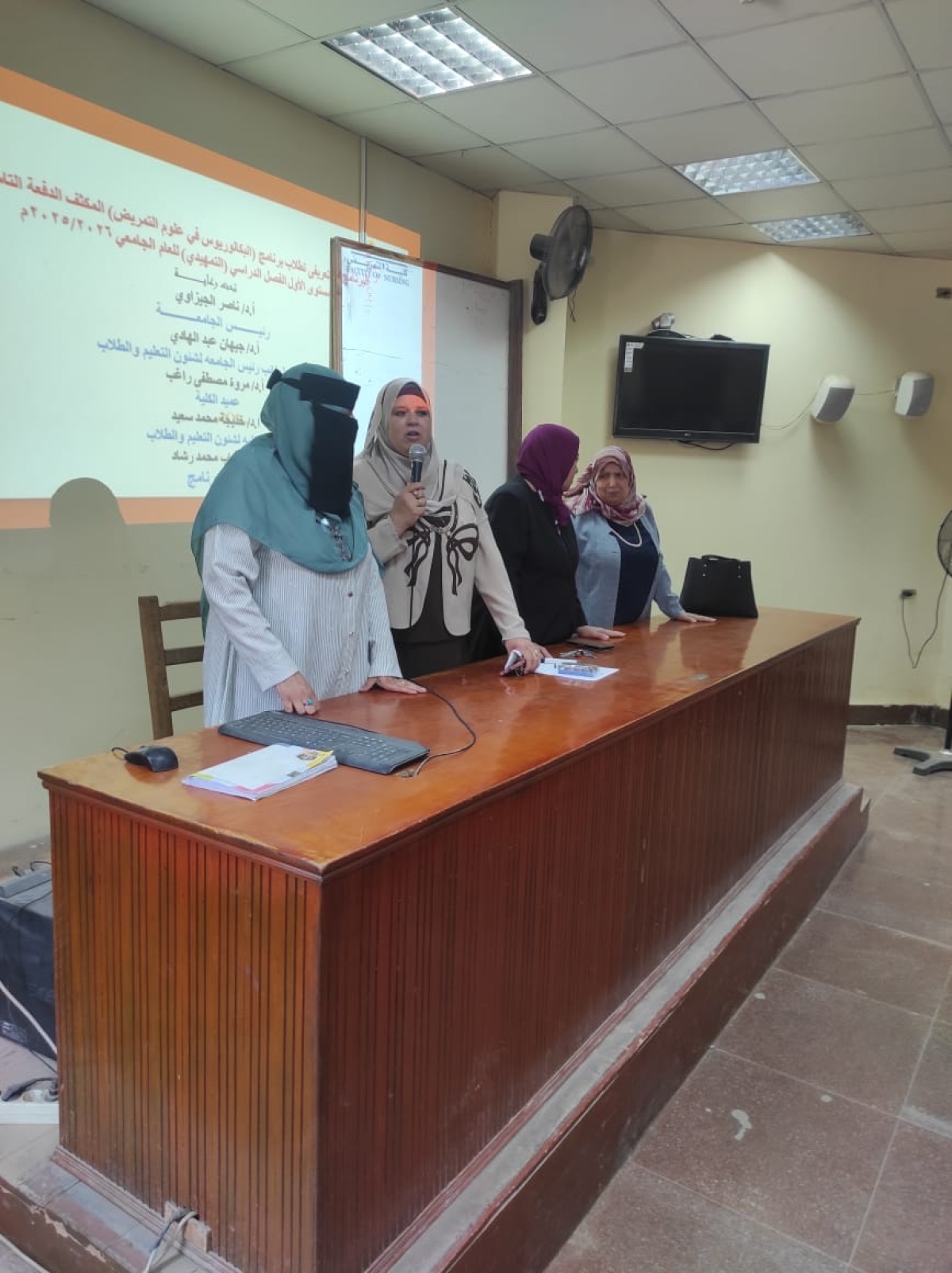 عقد البرنامج التعريفي لطلاب برنامج البكالوريوس في علوم التمريض (المكثف) – الدفعة التاسعة – بالمستوى الأول للفصل الدراسي الأول (التمهيدي)