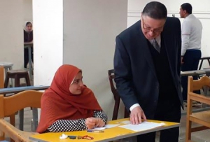 رئيس جامعة بنها يتفقد لجان الإمتحانات والمعامل والورش بكليات الحاسبات والفنون والتربية الرياضية